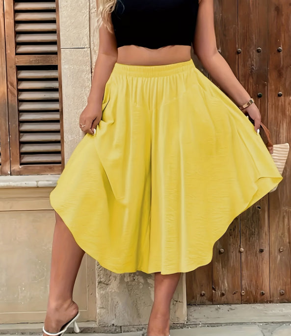 New Solid Color High-Waisted Casual Shorts For Women